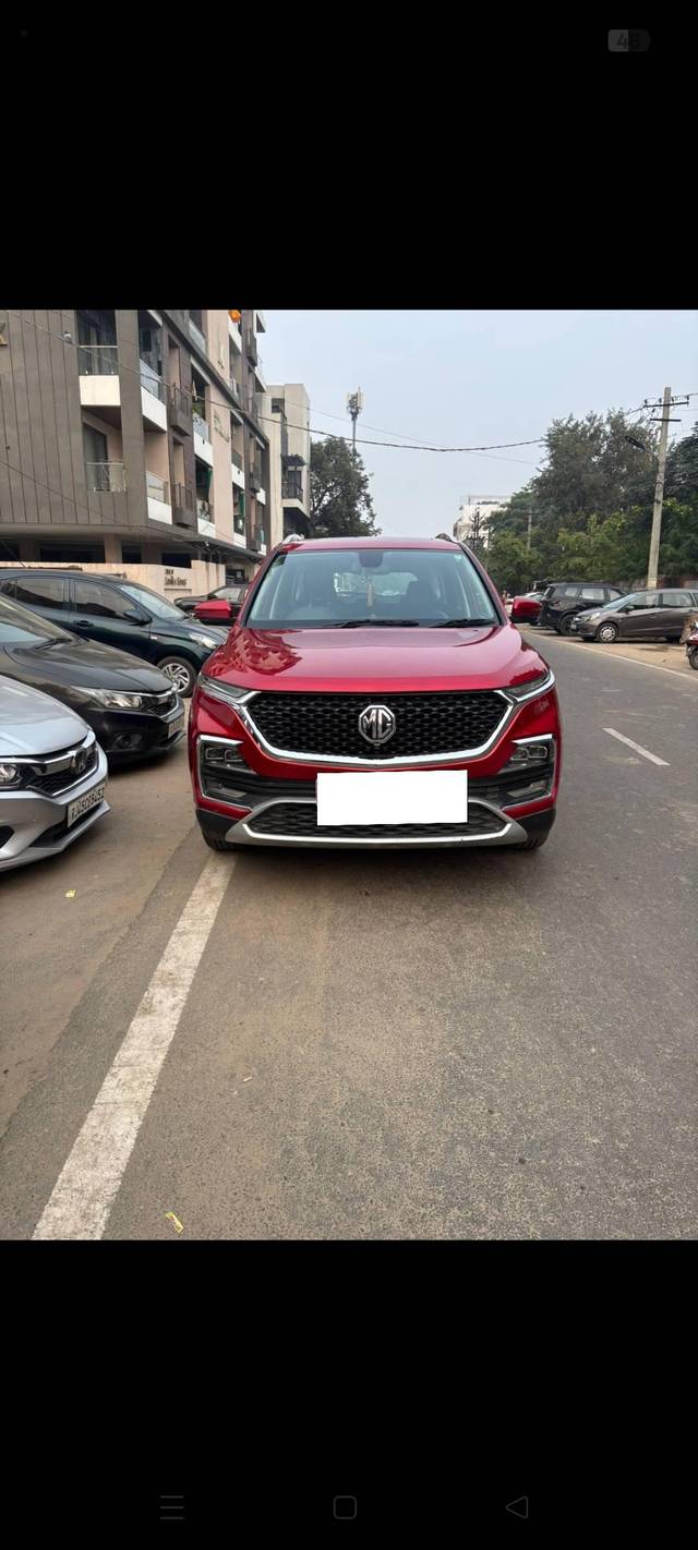 https://images10.gaadi.com/usedcar_image/4544387/original/processed_16caaf706aea4cd821c6d4efb392c572.jpg?imwidth=6401