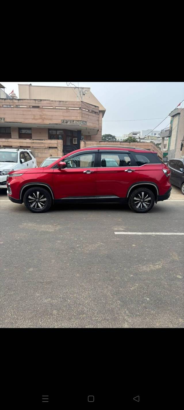 https://images10.gaadi.com/usedcar_image/4544387/original/processed_42eaf2c534ca622284c7e51a6d783855.jpg?imwidth=6402