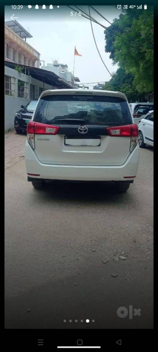 https://images10.gaadi.com/usedcar_image/4544388/original/processed_3ce91d861957bca9f96a3222323ef755.jpg?imwidth=6401