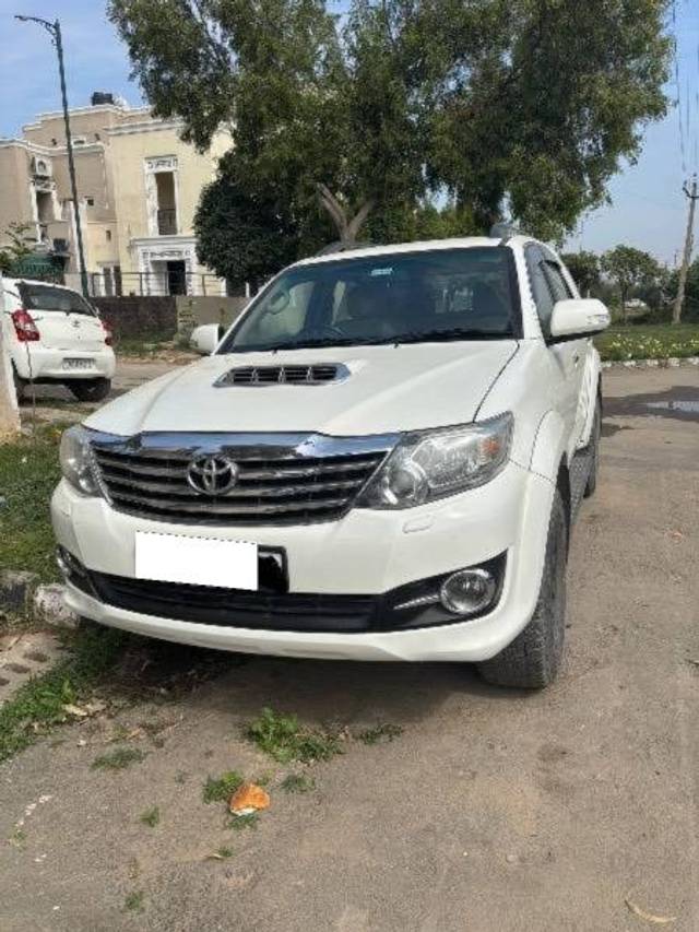 https://images10.gaadi.com/usedcar_image/4544397/original/processed_075d7251-806c-41b8-aea8-87b71c143b21.jpeg?imwidth=6402