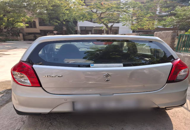 https://images10.gaadi.com/usedcar_image/4544456/original/20aecb81-bfc8-4ac5-a7f7-f688f1e0edb4.?imwidth=6402
