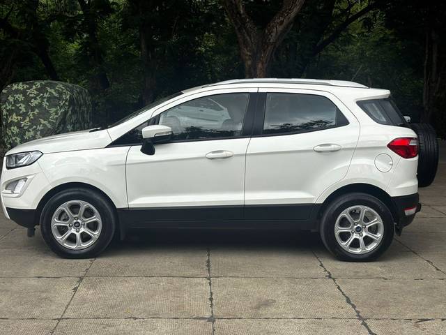 https://images10.gaadi.com/usedcar_image/4544484/original/8da0ce31c56de565ca2eb87e3ca1f2d5.jpg?imwidth=6402