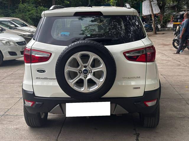 https://images10.gaadi.com/usedcar_image/4544484/original/processed_32883967336cf6437df1a0a70d148fab.jpg?imwidth=6401