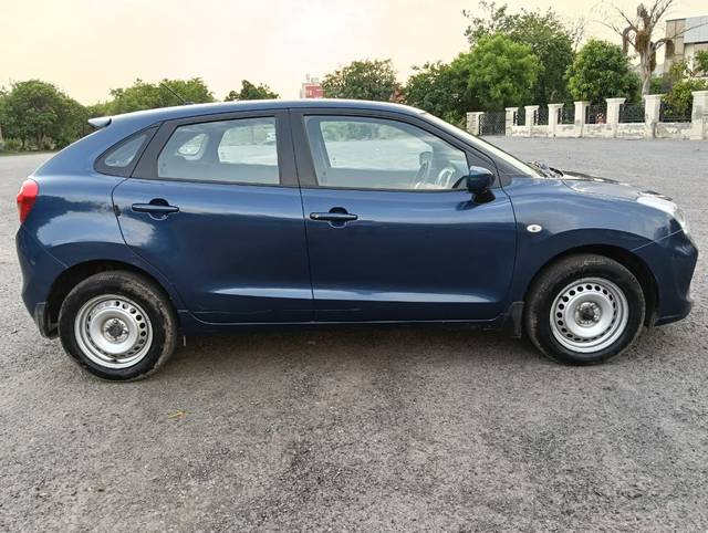 https://images10.gaadi.com/usedcar_image/4544485/original/d196efe9201f0588f22bbc4cb9e6f541.jpg?imwidth=6401