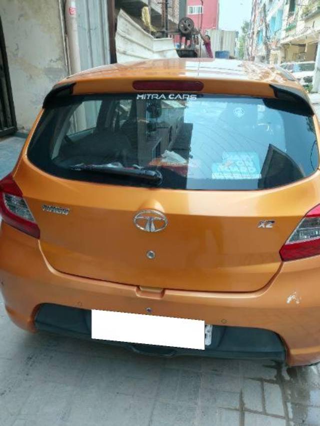 https://images10.gaadi.com/usedcar_image/4544524/original/processed_3829f33e-4e00-4468-9df0-64d5d01e8a49.jpg?imwidth=6402