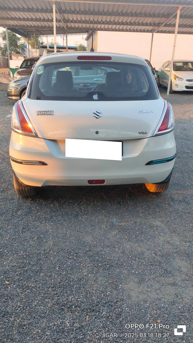https://images10.gaadi.com/usedcar_image/4544535/original/processed_4cf66970dab504ff49797cc5252a4897.jpg?imwidth=6401
