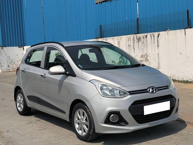 https://images10.gaadi.com/usedcar_image/4544560/original/processed_1cb56d250e67a18aea03a84ce813b94a.jpg?imwidth=6400