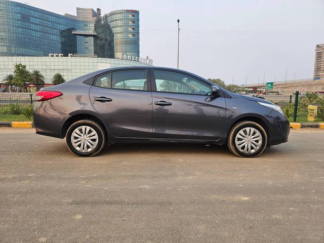 https://images10.gaadi.com/usedcar_image/4544561/original/processed_079255e49dbbd6f1b78899824f68ac3d.jpg?imwidth=6401