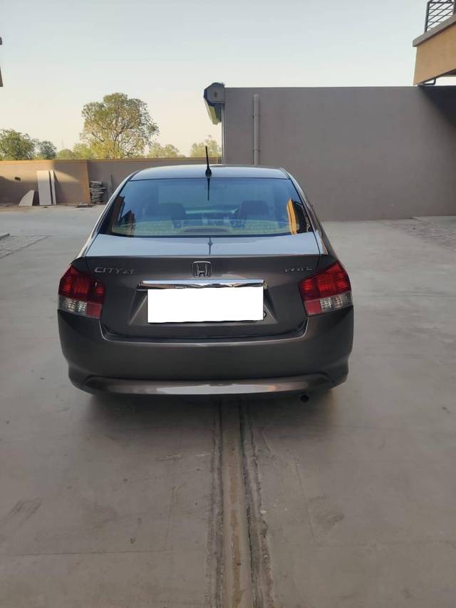 https://images10.gaadi.com/usedcar_image/4544580/original/processed_0309064851bd791127039342581b806a.jpg?imwidth=6401