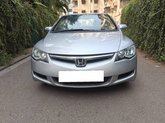 https://images10.gaadi.com/usedcar_image/4544595/original/processed_c25d27e4091443022b191873e450a199.jpeg?imwidth=6400
