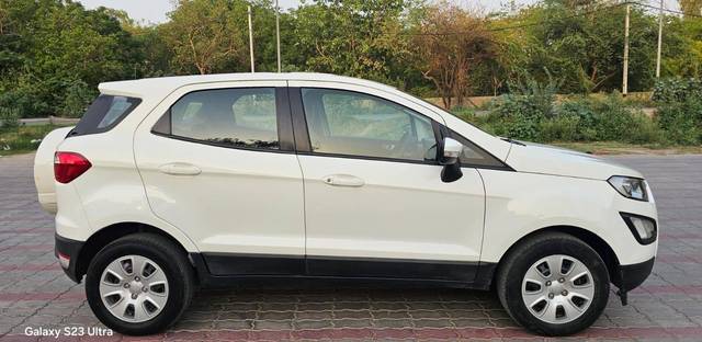 https://images10.gaadi.com/usedcar_image/4544602/original/processed_f78d5556f70ddb453237a4d8c12fc41f.jpg?imwidth=6401