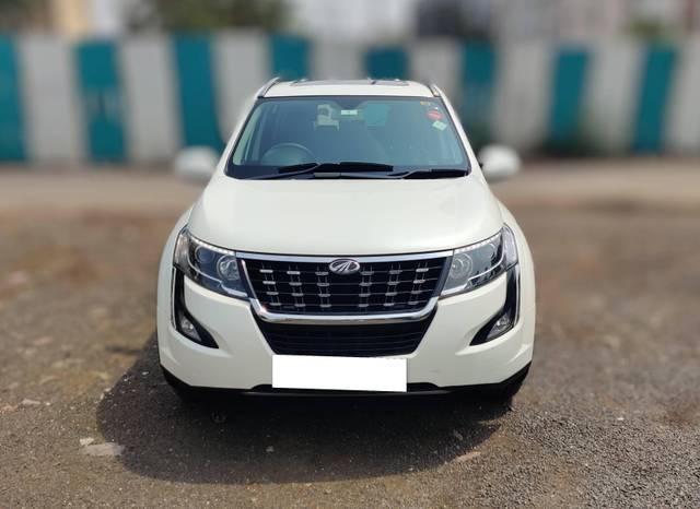 https://images10.gaadi.com/usedcar_image/4544603/original/processed_ad9cbfd10130159f63387dfbc316689b.jpg?imwidth=6402