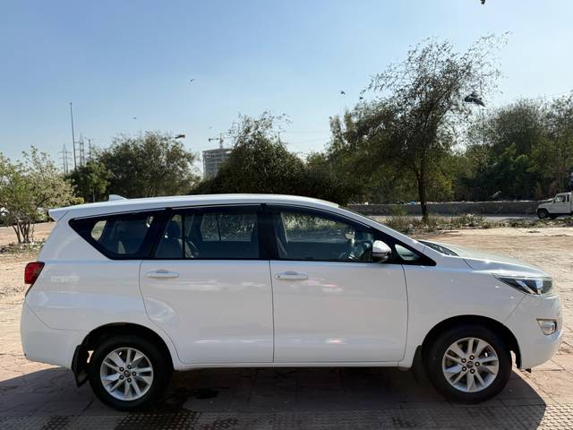 https://images10.gaadi.com/usedcar_image/4544647/original/47bec58bf47387c12b0fc2fe464ad88f.jpg?imwidth=6401