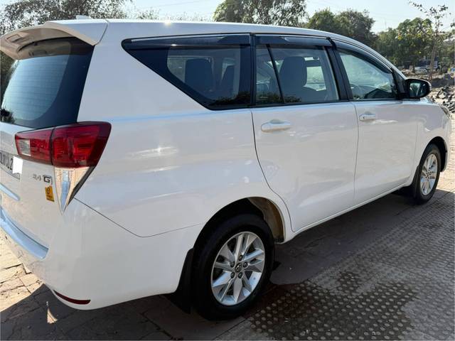 https://images10.gaadi.com/usedcar_image/4544647/original/processed_152e3a272bb51966ea858517869ab96d.jpg?imwidth=6402