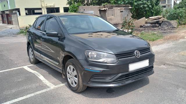 https://images10.gaadi.com/usedcar_image/4544649/original/processed_2a166e8b4bdf43edadca6a827d729c00.jpg?imwidth=6400