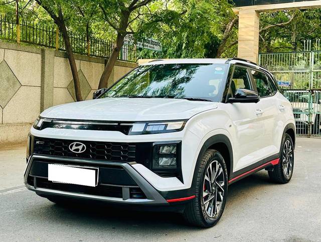 https://images10.gaadi.com/usedcar_image/4544653/original/processed_426723927fea0e5e54aec85ce0e65103.jpg?imwidth=6400