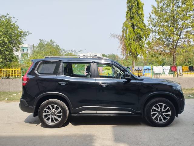 https://images10.gaadi.com/usedcar_image/4544659/original/759f865be7598eee616fabaeb1b5995b.jpg?imwidth=6401