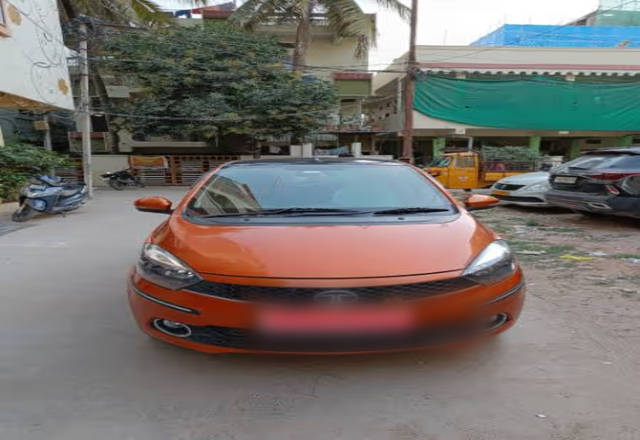 https://images10.gaadi.com/usedcar_image/4544697/original/ba97caf6-6285-45be-ab85-55fd094dfefa.?imwidth=6400