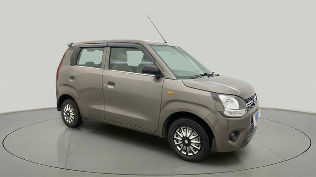 https://images10.gaadi.com/usedcar_image/4544702/original/7cf69493c9b8a7951311bd1e7d2fe8b7.jpg?imwidth=6400