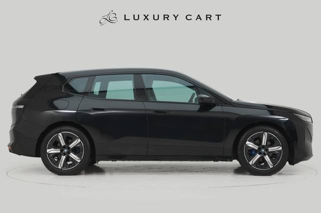 https://images10.gaadi.com/usedcar_image/4544706/original/processed_93f540216720ed8864ae983e395e5468.jpg?imwidth=6401