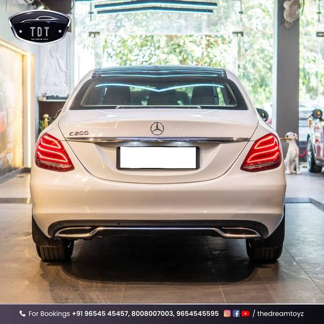https://images10.gaadi.com/usedcar_image/4544723/original/processed_fa79c157622aeb6247113be6af6778cf.jpg?imwidth=6401