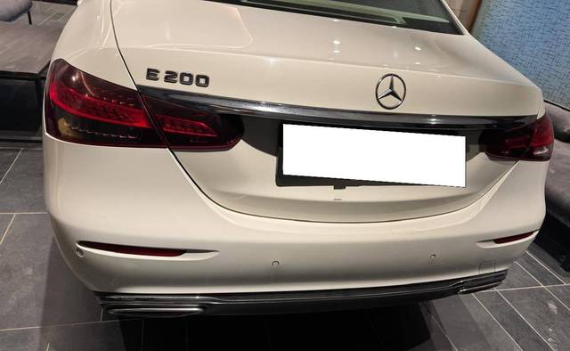 https://images10.gaadi.com/usedcar_image/4544786/original/processed_112cf544ae99663c1dca942b428dee72.jpg?imwidth=6401