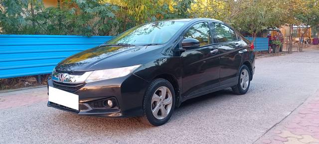 https://images10.gaadi.com/usedcar_image/4544797/original/processed_1707acb527bcdca14ad6e7831109e081.jpg?imwidth=6400