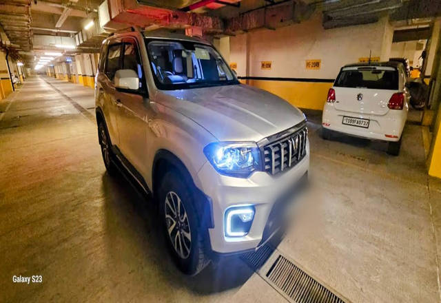 https://images10.gaadi.com/usedcar_image/4544804/original/21086b52-b54a-4efb-aca5-4379c9f6c8fb.?imwidth=6400