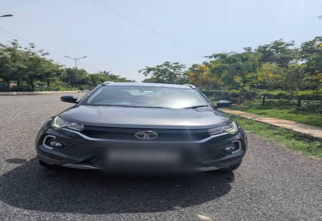 https://images10.gaadi.com/usedcar_image/4544807/original/f6c8cc44-80bc-438b-b898-e02253ec4bbd.?imwidth=6400