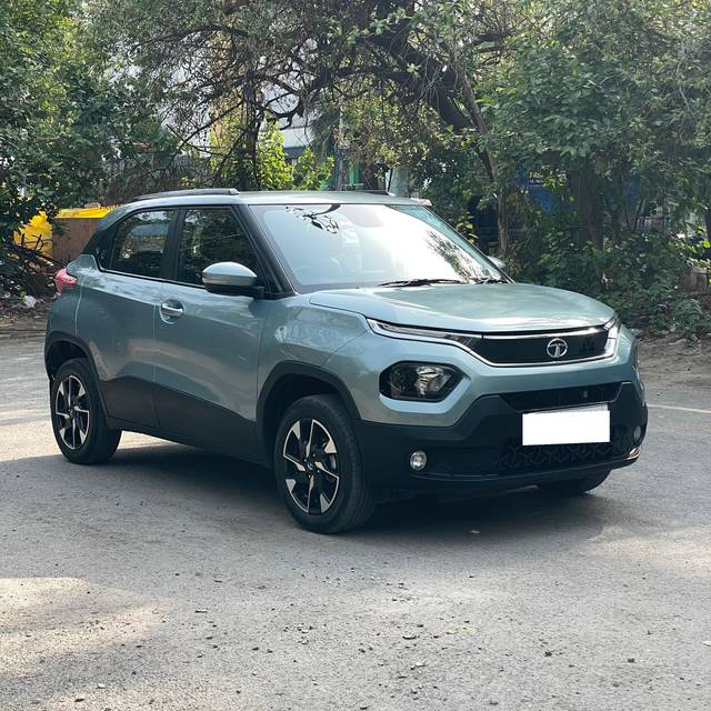 https://images10.gaadi.com/usedcar_image/4544808/original/processed_4f19312a698cf8526638d2596d59434e.jpg?imwidth=6400