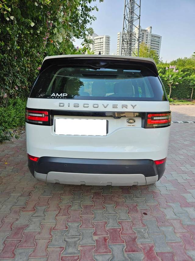 https://images10.gaadi.com/usedcar_image/4544813/original/processed_5cf14d1fe8fe692f4eb11a21463abab8.jpg?imwidth=6402