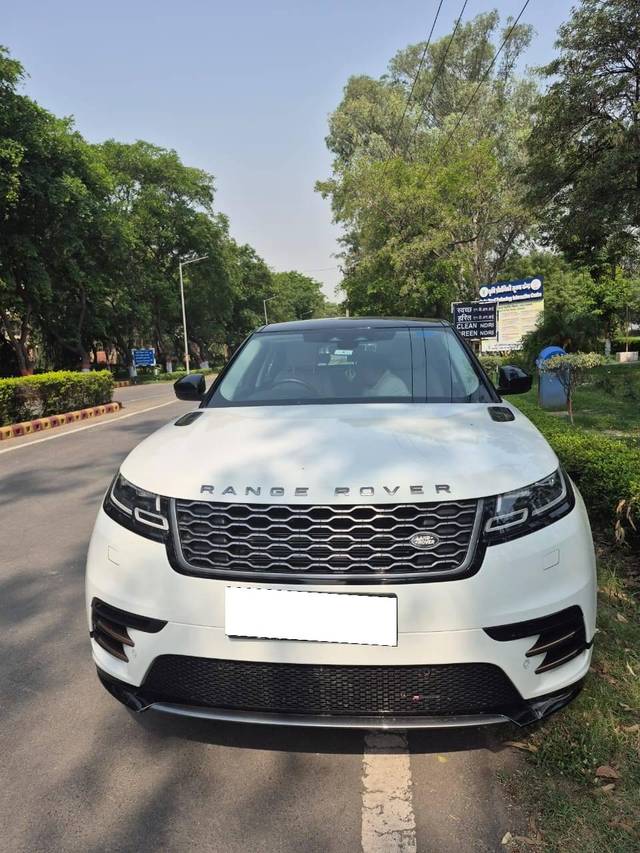 https://images10.gaadi.com/usedcar_image/4544816/original/processed_2aac9ea1ca078fdd3102d128c397b290.jpg?imwidth=6401