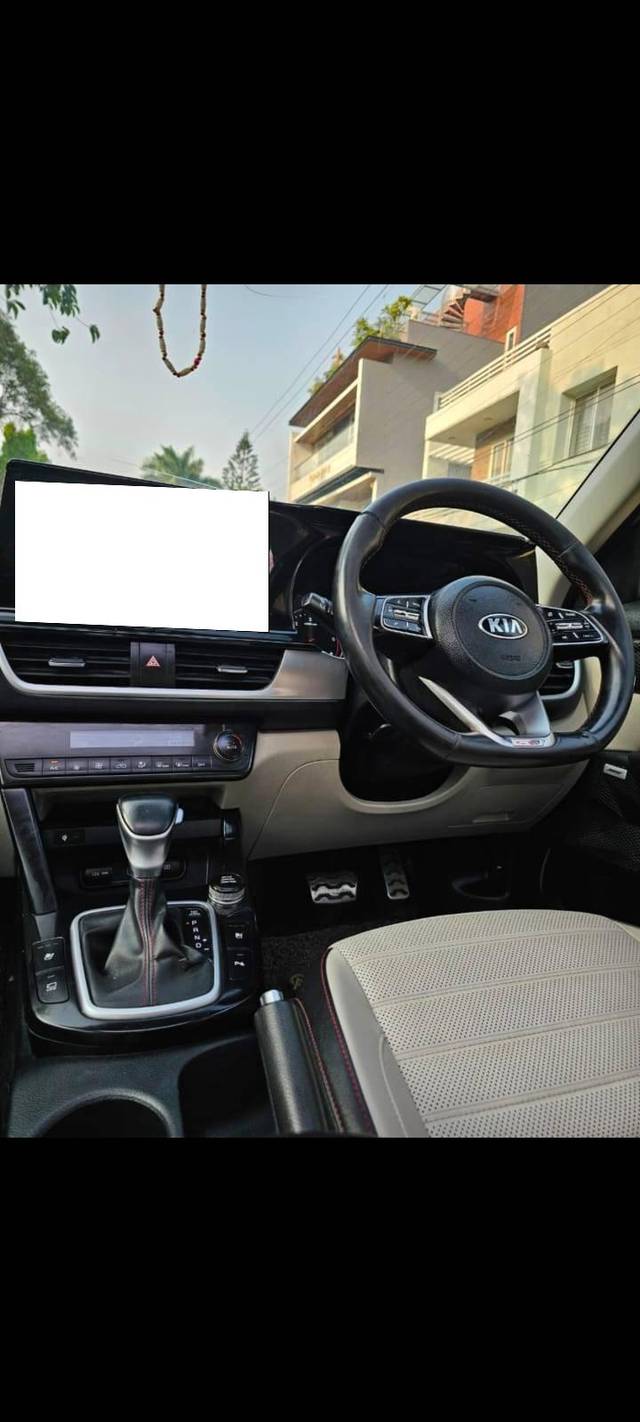 https://images10.gaadi.com/usedcar_image/4544827/original/processed_ef7d8b33b8b30aaef1e5663d9045d2b4.jpeg?imwidth=6402
