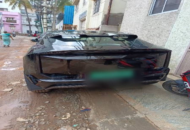 https://images10.gaadi.com/usedcar_image/4544838/original/9fc8d058-5ac0-44f4-b71f-494af0da8451.?imwidth=6401