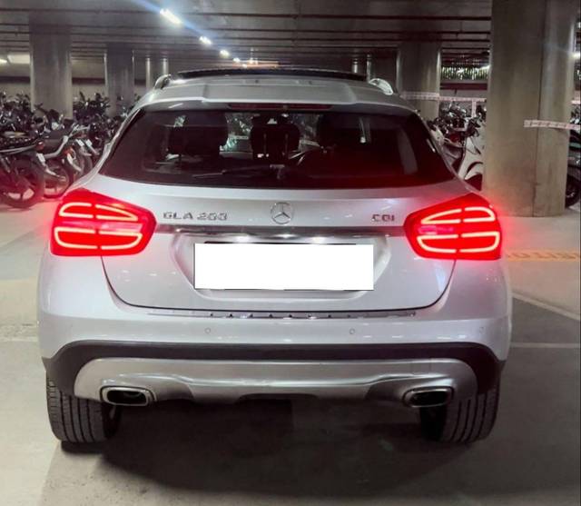https://images10.gaadi.com/usedcar_image/4544868/original/processed_61904fde907a2e853ca41992b761b870.jpg?imwidth=6401