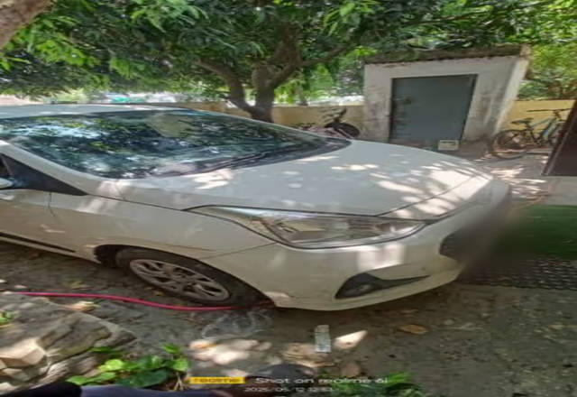 https://images10.gaadi.com/usedcar_image/4544936/original/450970e7-842f-4d56-bf3f-b9b2615229f4.?imwidth=6400