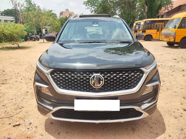 https://images10.gaadi.com/usedcar_image/4544948/original/processed_ae4d5978ebc4bb4b23c3ee4ecd84b6d5.jpg?imwidth=6400
