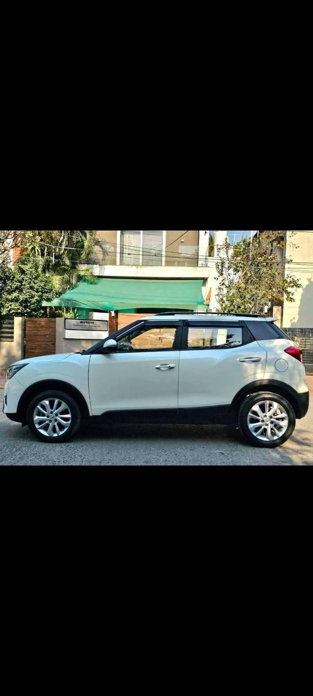 https://images10.gaadi.com/usedcar_image/4544957/original/processed_84a4ce0803fd34fbde508ad1a3349c90.jpeg?imwidth=6401