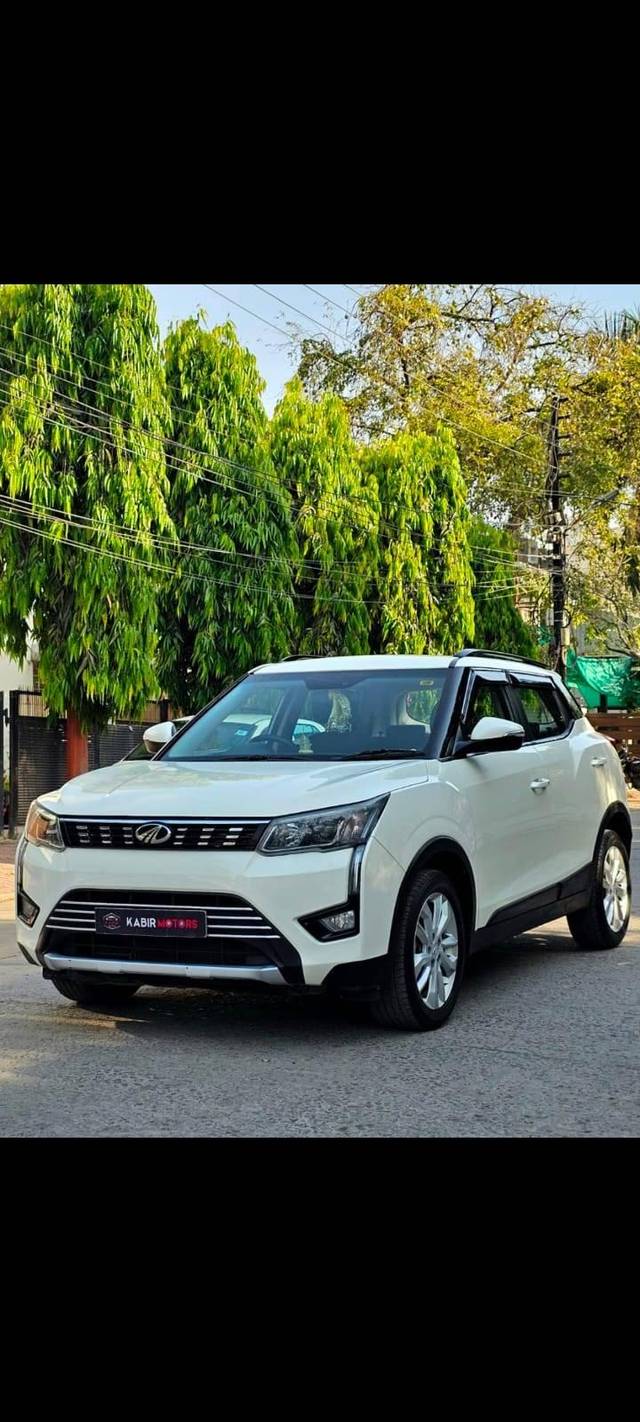 https://images10.gaadi.com/usedcar_image/4544957/original/processed_b5326b612ec428e412ebd47830aac68a.jpeg?imwidth=6402