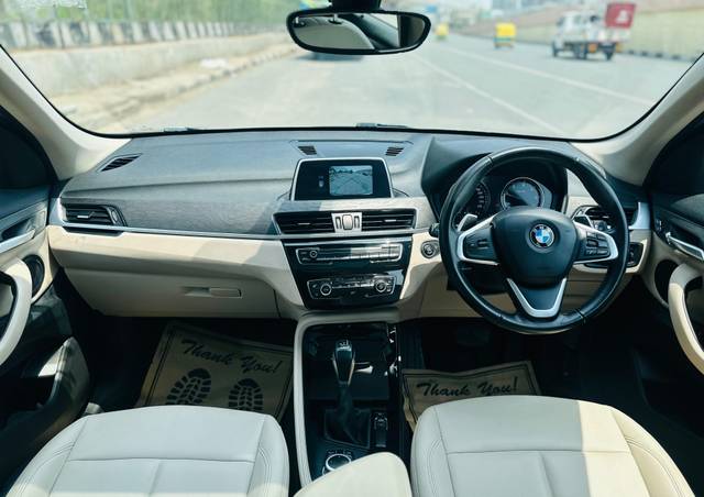 https://images10.gaadi.com/usedcar_image/4544974/original/2493fbd2a56259757fe7a42d73022fb5.jpg?imwidth=6402