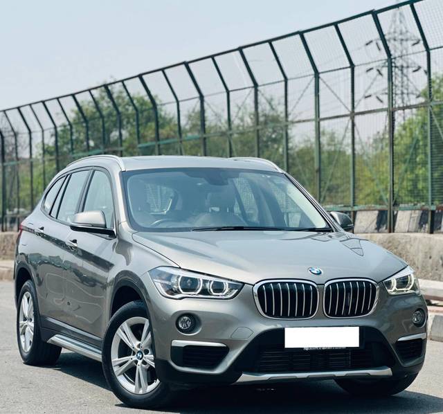 https://images10.gaadi.com/usedcar_image/4544974/original/processed_09ef9e522180a5966aec071372e5d01f.jpg?imwidth=6400