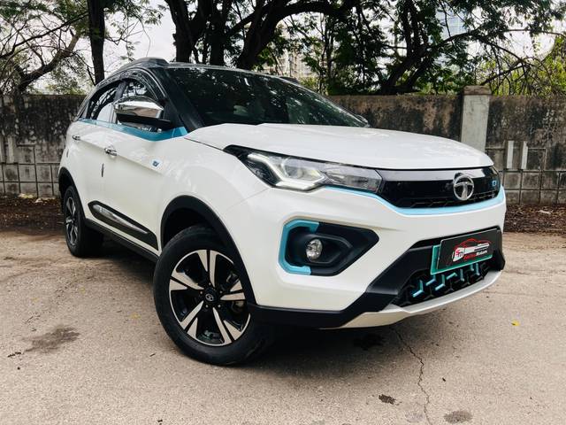 https://images10.gaadi.com/usedcar_image/4544980/original/processed_b6cba6971ada1a966bdef5be8daad146.jpg?imwidth=6400