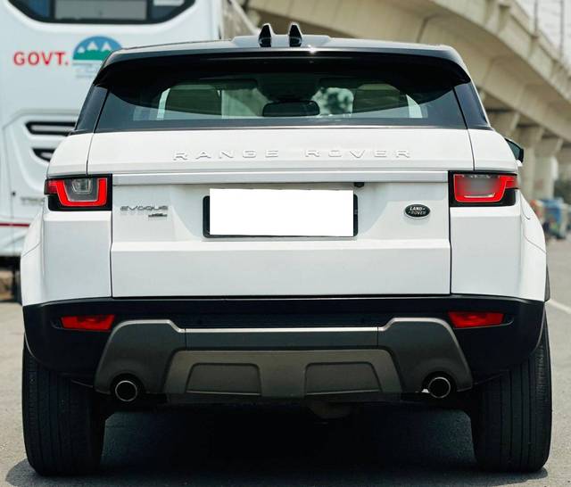https://images10.gaadi.com/usedcar_image/4544993/original/processed_628c44d2a2a5acfcbc1058b8c4edfbeb.jpg?imwidth=6401