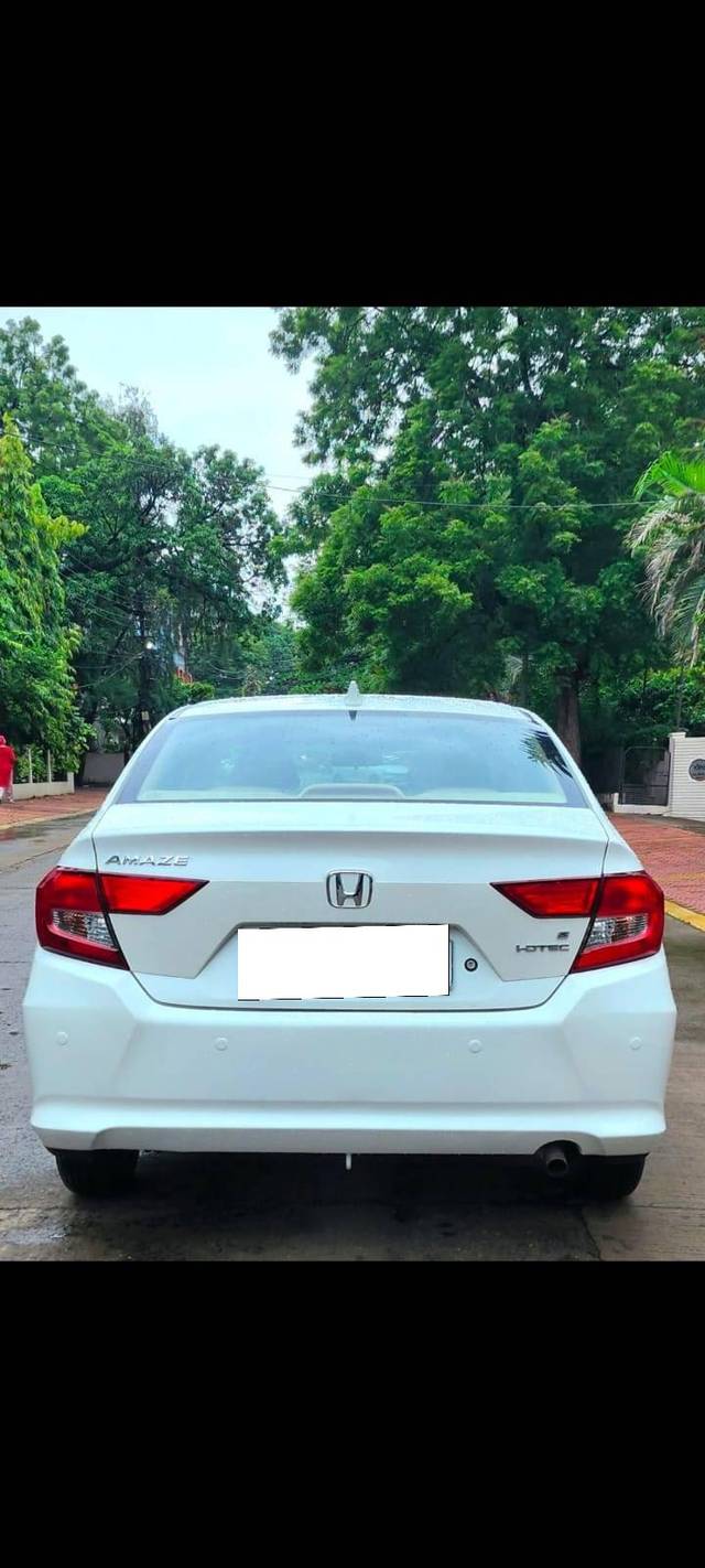 https://images10.gaadi.com/usedcar_image/4544998/original/processed_ffa33057fed215b64547d71e346bdca3.jpeg?imwidth=6401