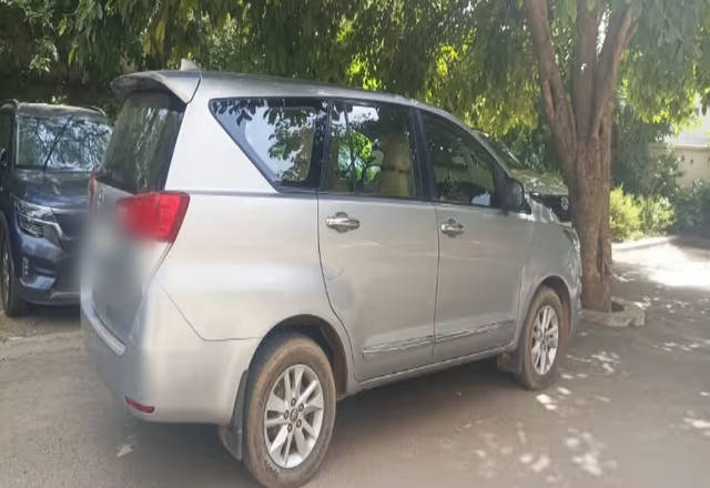 https://images10.gaadi.com/usedcar_image/4545023/original/463130ab-0cfd-4532-805d-36a127f07a54.?imwidth=6402