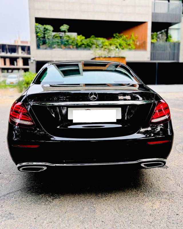 https://images10.gaadi.com/usedcar_image/4545024/original/processed_f906533c1ee75388e268374655d0f2c7.jpg?imwidth=6401