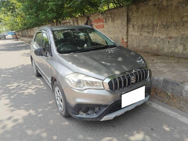 https://images10.gaadi.com/usedcar_image/4545084/original/processed_2c708c557abce4f3cc27e3e551d98272.jpg?imwidth=6400