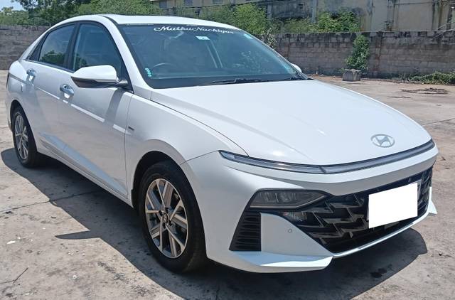 https://images10.gaadi.com/usedcar_image/4545105/original/processed_8ebdb0ec253681a1c3ee0b0ee2408d1f.jpg?imwidth=6400