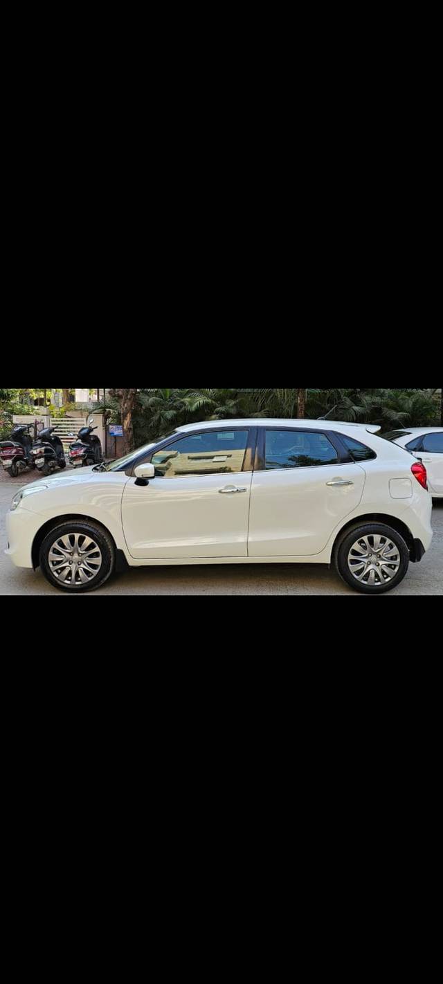 https://images10.gaadi.com/usedcar_image/4545117/original/e00d65e6907e00bd65a682c460412d97.jpeg?imwidth=6402