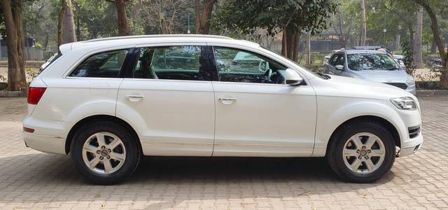 https://images10.gaadi.com/usedcar_image/4545119/original/processed_7914240b93edc62206787a31309ee919.jpg?imwidth=6401